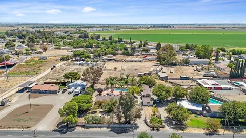 View/Area - 22952 S Bird Rd, Tracy, CA 95304 photo 2 of 12