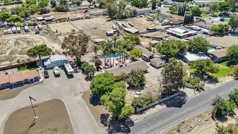View/Area - 22952 S Bird Rd, Tracy, CA 95304 photo 5 of 12