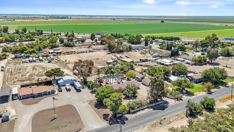 View/Area - 22952 S Bird Rd, Tracy, CA 95304 photo 4 of 12
