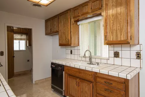 Kitchen - 2004 Nadine Ave, Modesto, CA 95351 photo 2 of 4