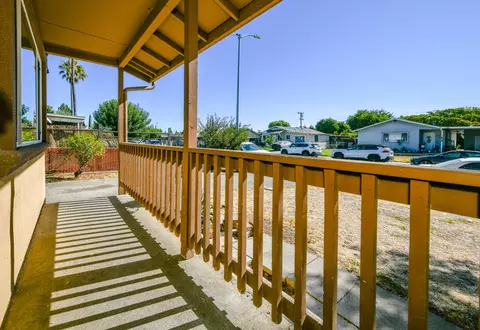 Exterior - 828 Jackson St, Winters, CA 95694 photo 3 of 7