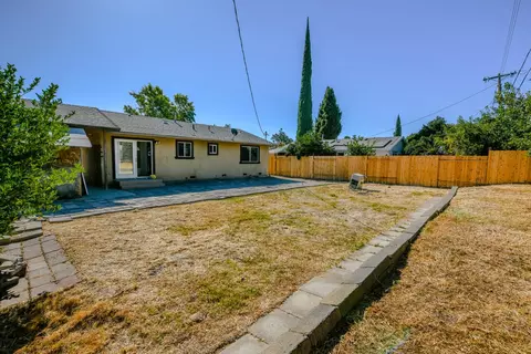 Exterior - 828 Jackson St, Winters, CA 95694 photo 7 of 7