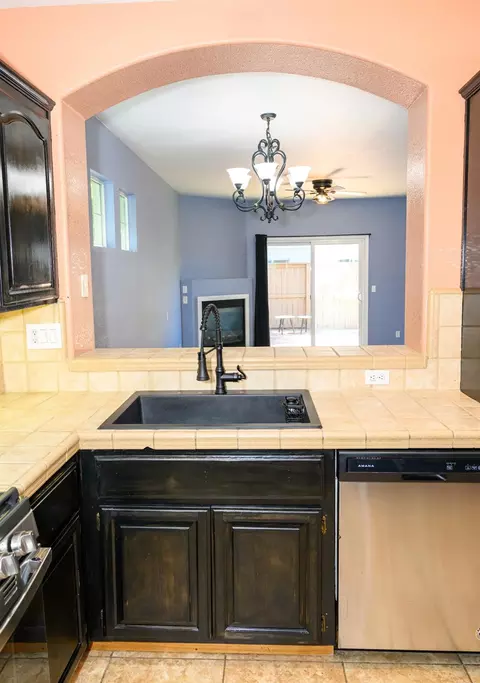 Kitchen - 244 Caples Dr, Folsom, CA 95630 photo 6 of 6