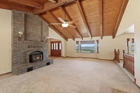Living - 10996 Boessow Rd, Galt, CA 95632 photo 2 of 7