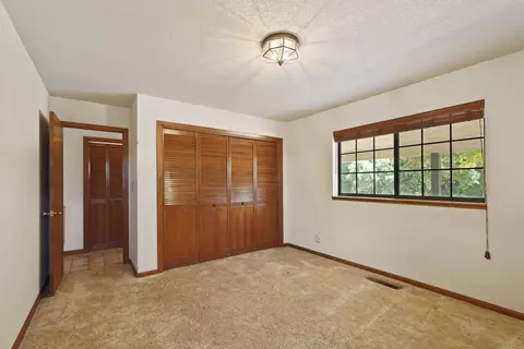 Bedroom - 10996 Boessow Rd, Galt, CA 95632 photo 5 of 5