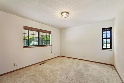 Bedroom - 10996 Boessow Rd, Galt, CA 95632 photo 4 of 5