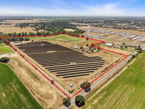 View/Area - 10996 Boessow Rd, Galt, CA 95632 photo 8 of 14