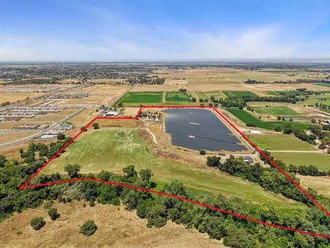 View/Area - 10996 Boessow Rd, Galt, CA 95632 photo 1 of 14