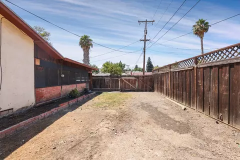 Exterior - 475 Gordon Ave, Tracy, CA 95376 photo 7 of 12