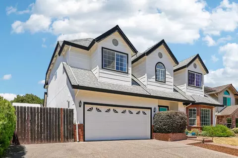 9969 Stirling Park Dr, Sacramento, CA 95827
