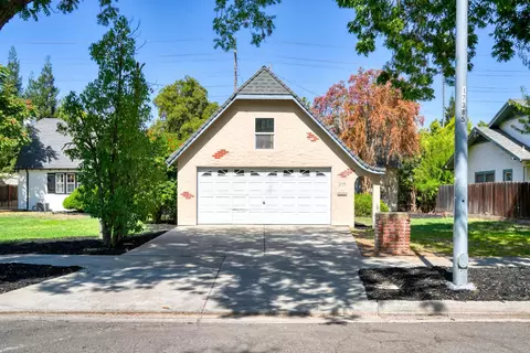 Exterior - 209 Maynell Ave, Modesto, CA 95354 photo 3 of 10