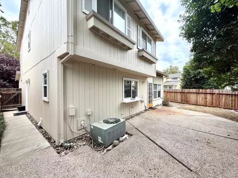 2247 Halsey Cir, Davis, CA 95618 photo 19