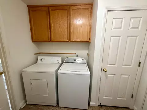 2247 Halsey Cir, Davis, CA 95618 photo 9