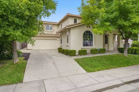 549 Aviator Cir, Sacramento, CA 95835