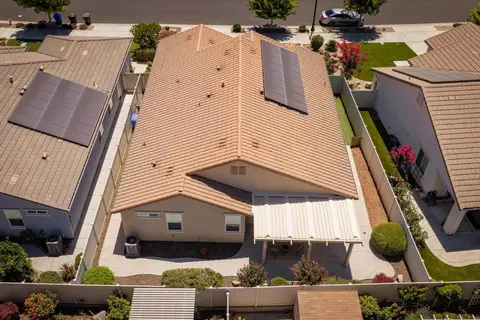 View/Area - 1467 Chestnut Hl, Manteca, CA 95336 photo 4 of 6