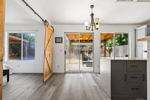 Entry Way - 434 Occidental Ct, Merced, CA 95348 photo 3 of 4