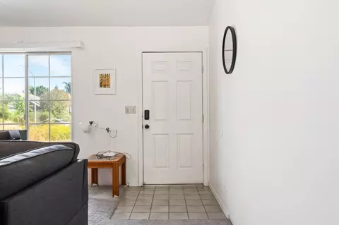 Entry Way - 434 Occidental Ct, Merced, CA 95348 photo 2 of 4