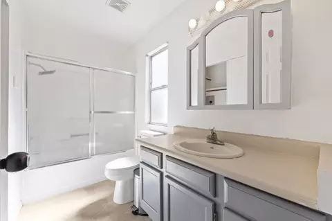 Bath - 434 Occidental Ct, Merced, CA 95348 photo 2 of 4