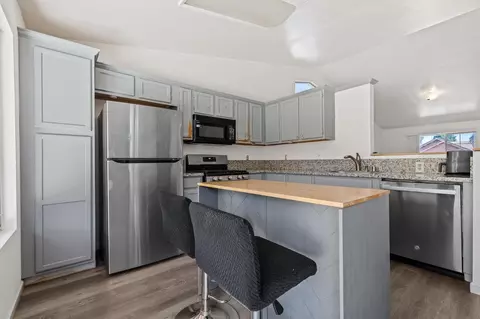 Kitchen - 434 Occidental Ct, Merced, CA 95348 photo 2 of 4