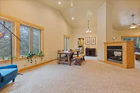 Dining - 17899 Norlene Way, Grass Valley, CA 95949 photo 3 of 3