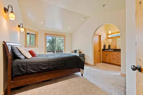 Bedroom - 17899 Norlene Way, Grass Valley, CA 95949 photo 1 of 4