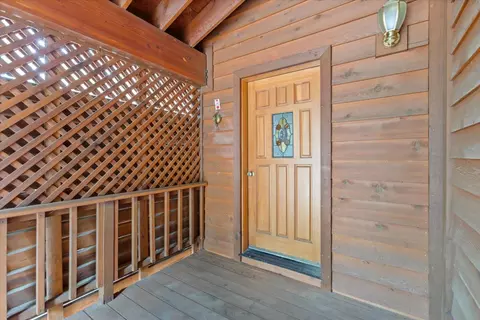 Exterior - 13857 Skiview Loop, Truckee, CA 96161 photo 2 of 5