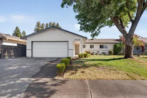 1016 Azure Ct, Roseville, CA 95678