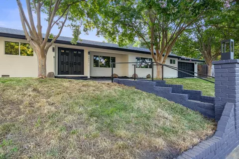 Exterior - 4921 Bowman Oaks Way, Carmichael, CA 95608 photo 4 of 13