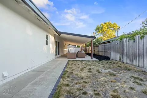 Exterior - 4921 Bowman Oaks Way, Carmichael, CA 95608 photo 11 of 13