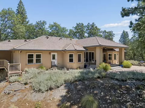 Exterior - 7670 Sly Park Rd, Placerville, CA 95667 photo 19 of 22