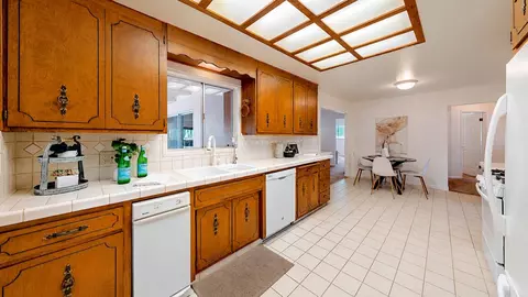 8909 Palmquist Rd, Tracy, CA 95304 photo 14
