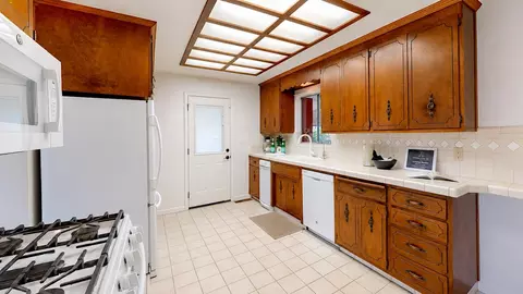 8909 Palmquist Rd, Tracy, CA 95304 photo 15
