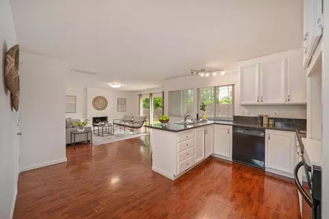 Kitchen - 4924 Olive Oak Way, Carmichael, CA 95608 photo 2 of 6