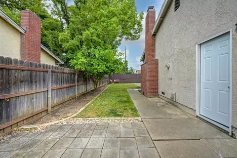 Exterior - 4924 Olive Oak Way, Carmichael, CA 95608 photo 13 of 13