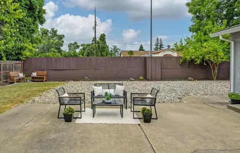 Exterior - 4924 Olive Oak Way, Carmichael, CA 95608 photo 3 of 13