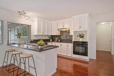 Kitchen - 4924 Olive Oak Way, Carmichael, CA 95608 photo 5 of 6