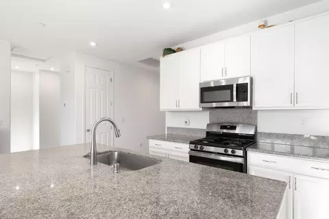 Kitchen - 4126 E Sir Barton Dr, Olivehurst, CA 95961 photo 4 of 6