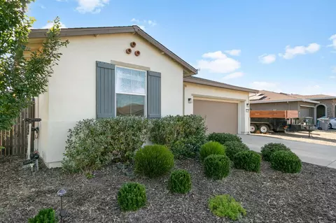 Exterior - 4126 E Sir Barton Dr, Olivehurst, CA 95961 photo 7 of 12