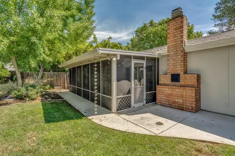 Exterior - 919 San Tomas St, Davis, CA 95618 photo 9 of 12