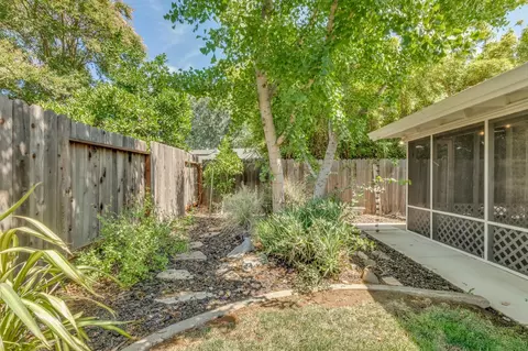 Exterior - 919 San Tomas St, Davis, CA 95618 photo 11 of 12