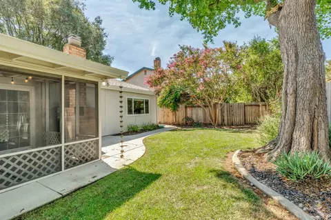 Exterior - 919 San Tomas St, Davis, CA 95618 photo 12 of 12