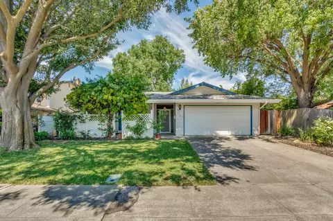 Exterior - 919 San Tomas St, Davis, CA 95618 photo 3 of 12