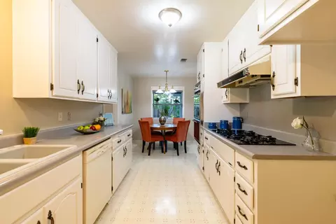 Kitchen - 5790 Cada Cir, Carmichael, CA 95608 photo 2 of 4