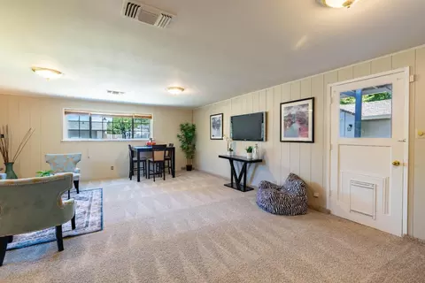 Living - 5790 Cada Cir, Carmichael, CA 95608 photo 4 of 6