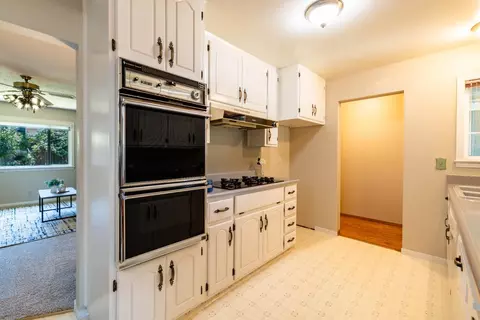 Kitchen - 5790 Cada Cir, Carmichael, CA 95608 photo 1 of 4