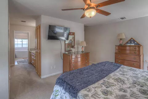 Bedroom - 629 James Dr, Placerville, CA 95667 photo 4 of 4