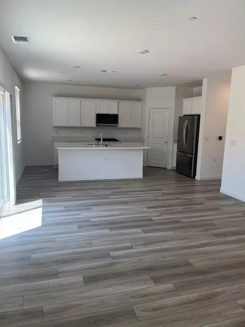 4100 Scarlet Ct, Merced, CA 95348 photo 4