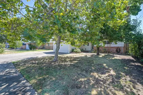 2629 Aramon Dr, Rancho Cordova, CA 95670