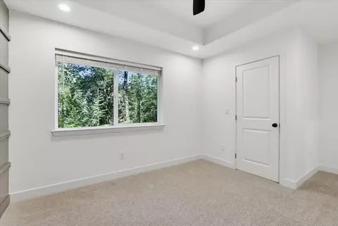 Bedroom - 12176 E Bennett Rd, Grass Valley, CA 95945 photo 6 of 11