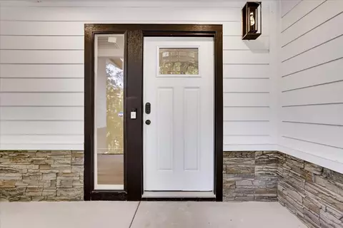 Entry Way - 12176 E Bennett Rd, Grass Valley, CA 95945 photo 6 of 6